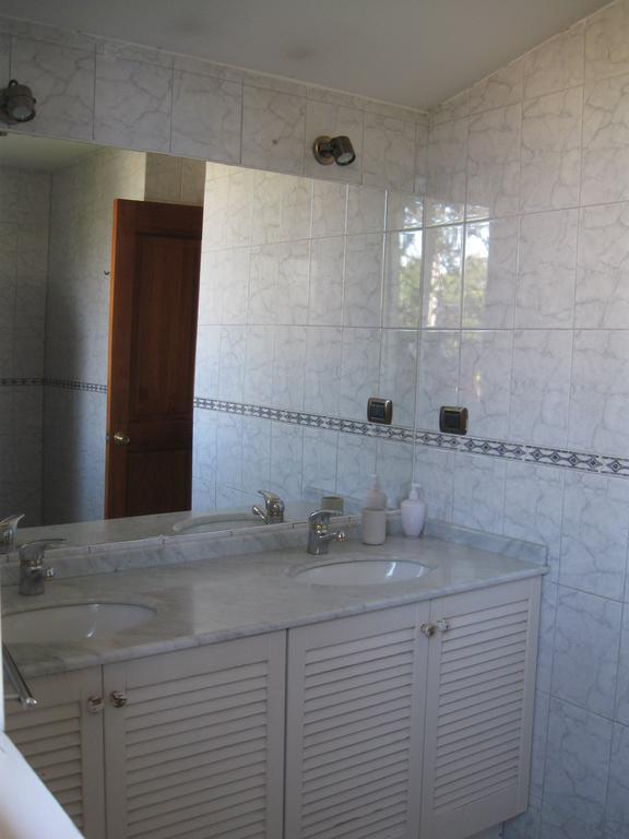 Hostal Entre Araucarias 테무코 객실 사진