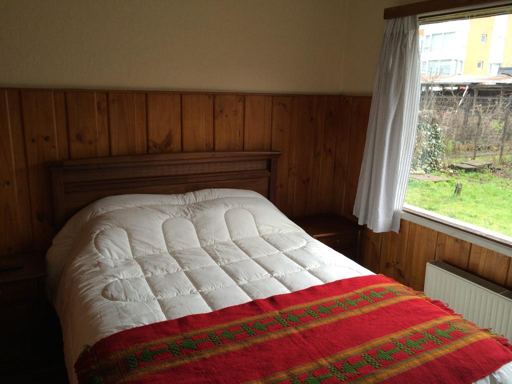 Hostal Entre Araucarias 테무코 객실 사진