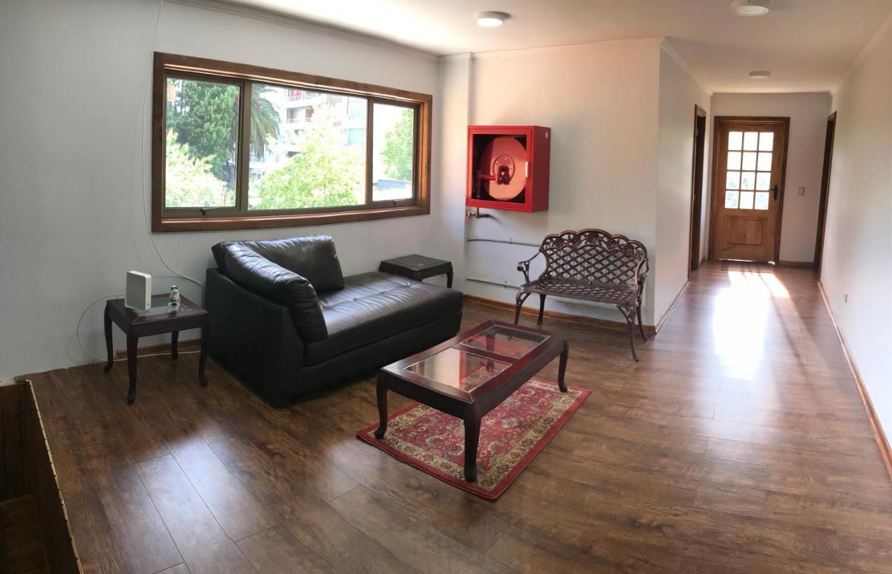 Hostal Entre Araucarias 테무코 외부 사진