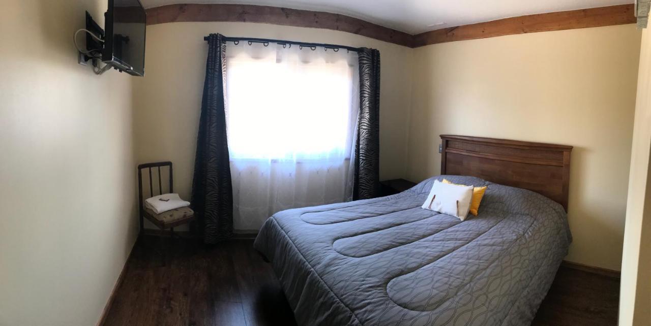 Hostal Entre Araucarias 테무코 외부 사진