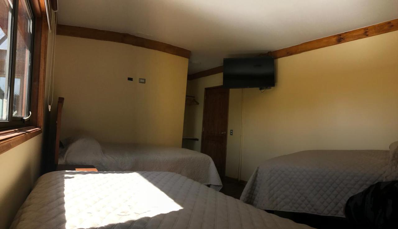 Hostal Entre Araucarias 테무코 외부 사진